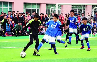 NBA：凯尔特人击败奇才 双探花合砍60分（绿军击退奇才 双探花合砍60分）