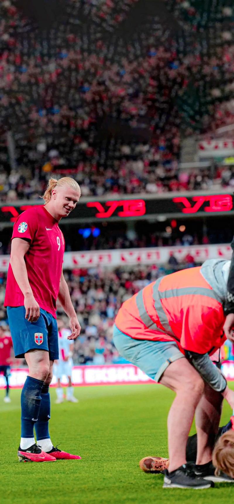 足球比赛中哪些动作最易受伤？（足球场上哪些动作最容易导致受伤？）