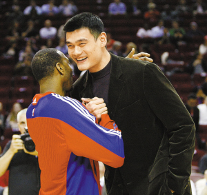 记者：申花今天下午飞赴天津，于汉超、戴伟浚等人随队出征（记者称申花今日下午启程赴津，于汉超、戴伟浚等球员随队出征）