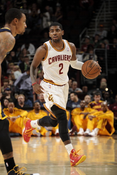 梅西因为足球改变性格！从天生内向到绝对领袖！（足球重塑梅西：从内向少年蜕变为绝对领袖）